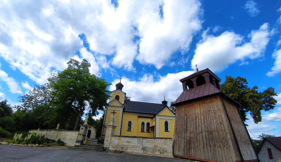 foto.: Kościół p.w. św. Anny w Janikowie
